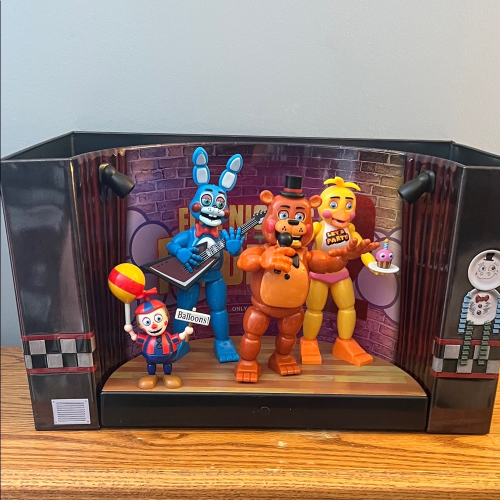 Animatronic Band Action Figure Set with Blue, Orange, and Yellow Characters